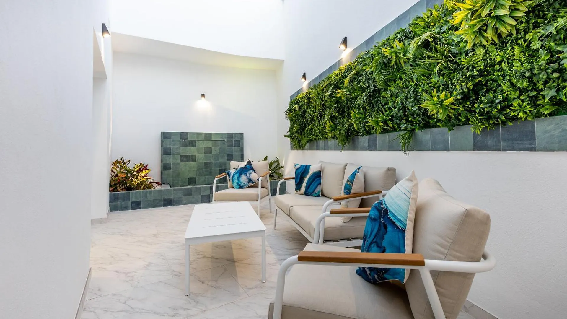 Villa Michelle Private Oasis Heated Pool And Wifi プラヤ・パライソ